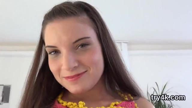 Teenie blows dick from pov and has snatch fucked